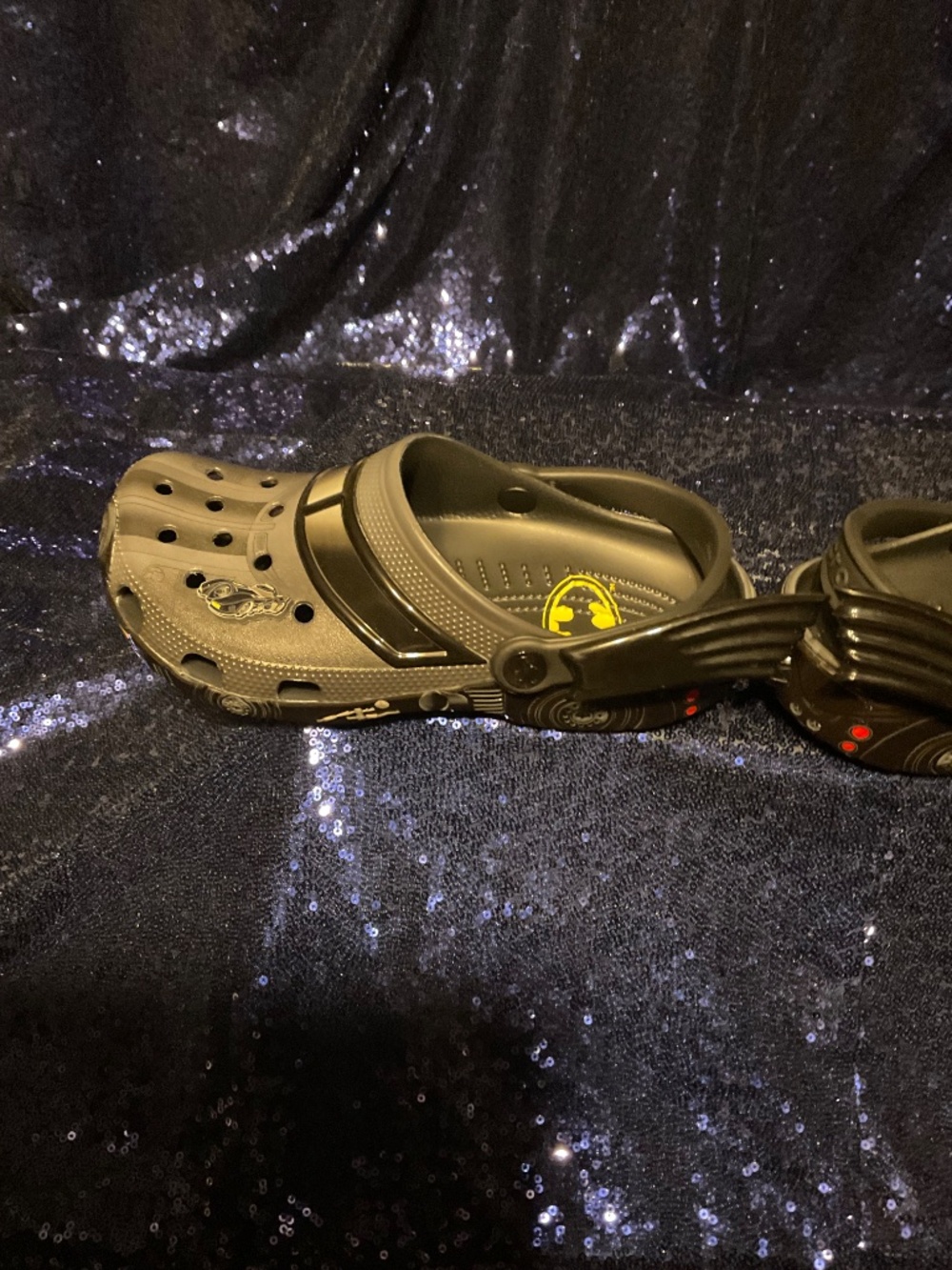 Batman Crocs - Picture 4 of 7
